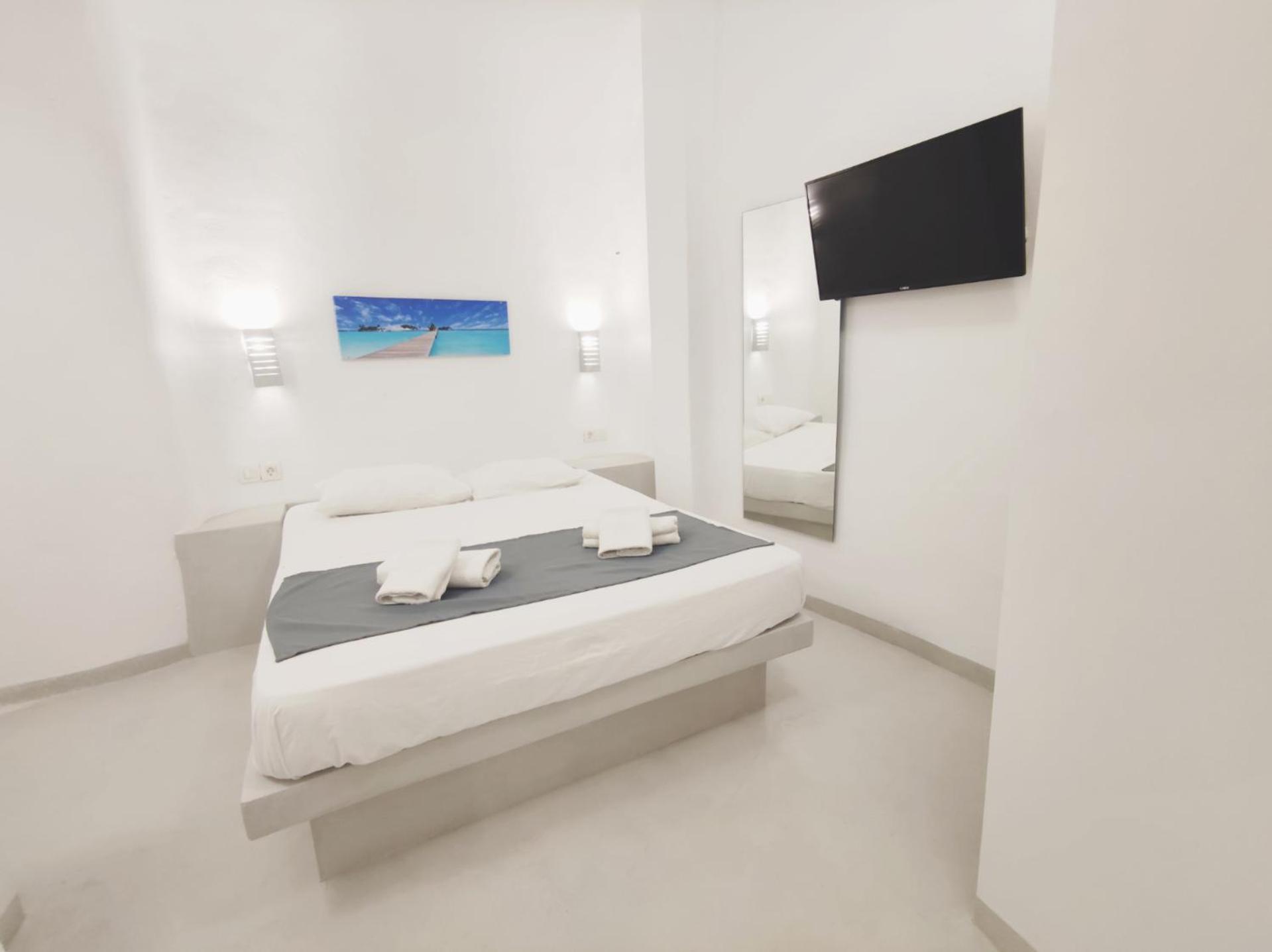 Low Cost Fira Center Rooms エクステリア 写真